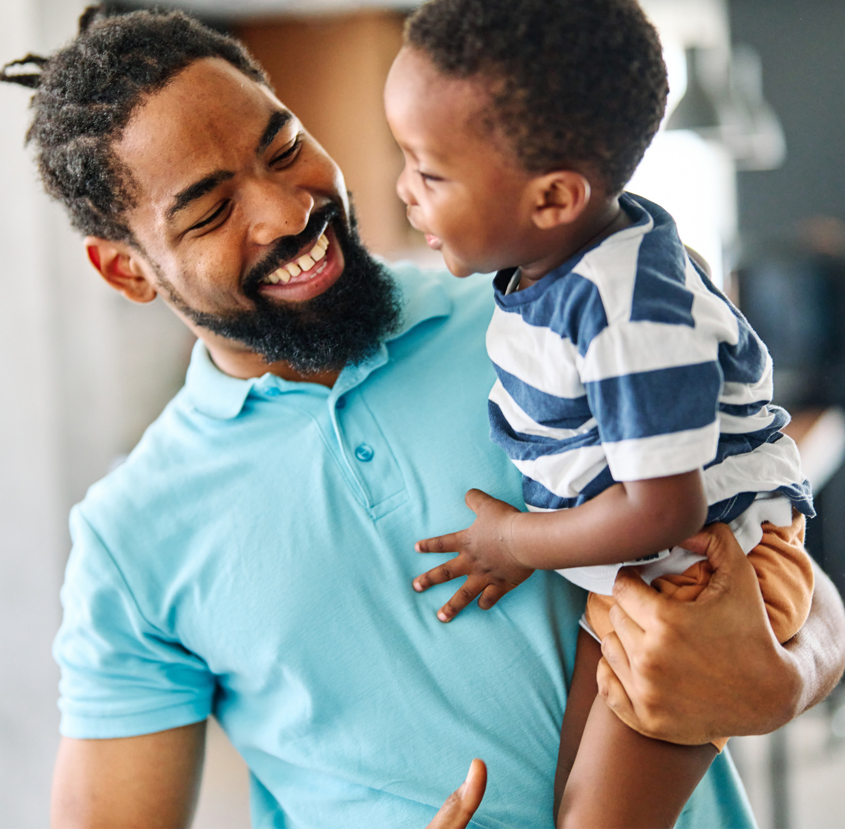 dad with kid
